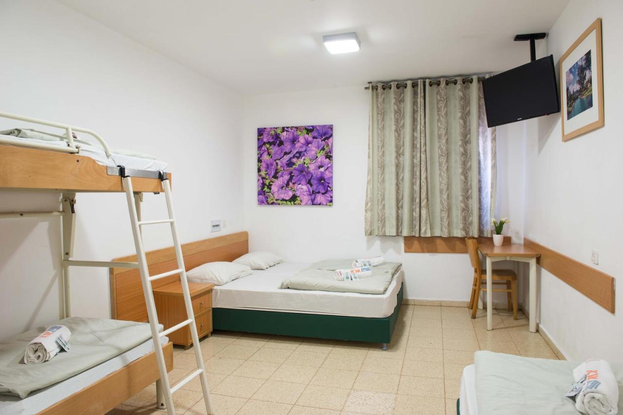 HI - Maayan Harod Hostel Gid'ona Buitenkant foto
