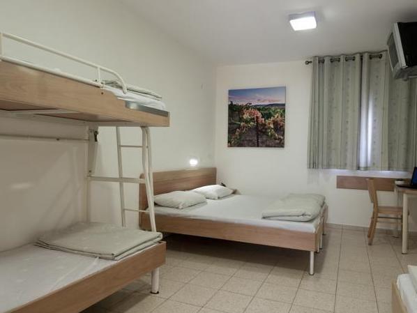 HI - Maayan Harod Hostel Gid'ona Buitenkant foto