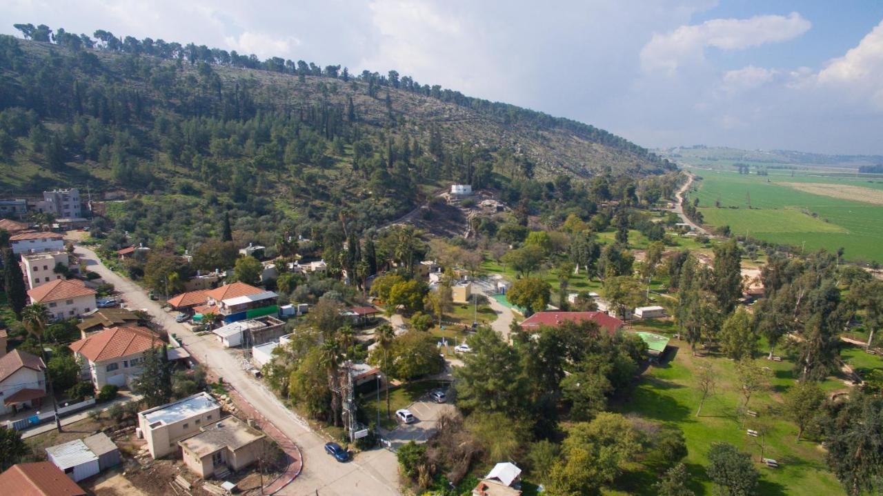 HI - Maayan Harod Hostel Gid'ona Buitenkant foto